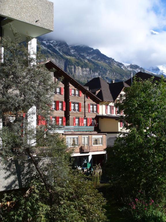 וונגן Swiss Lodge Hotel Bernerhof מראה חיצוני תמונה