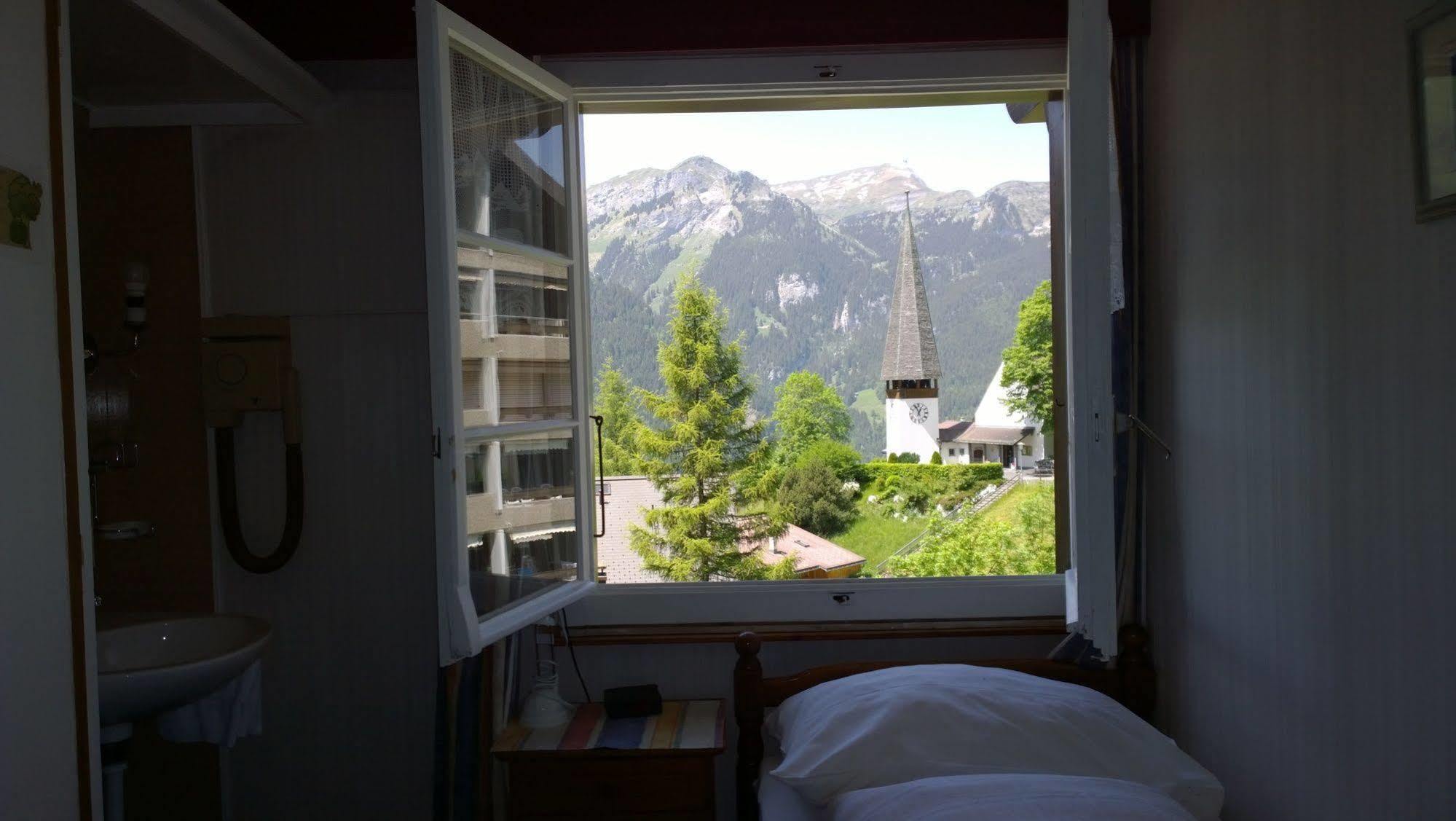 וונגן Swiss Lodge Hotel Bernerhof מראה חיצוני תמונה